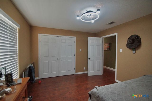 27 Stehle Road, Victoria, TX 77905