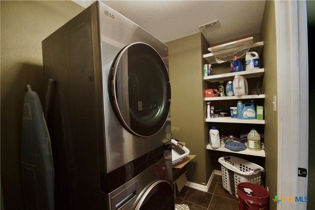 27 Stehle Road, Victoria, TX 77905