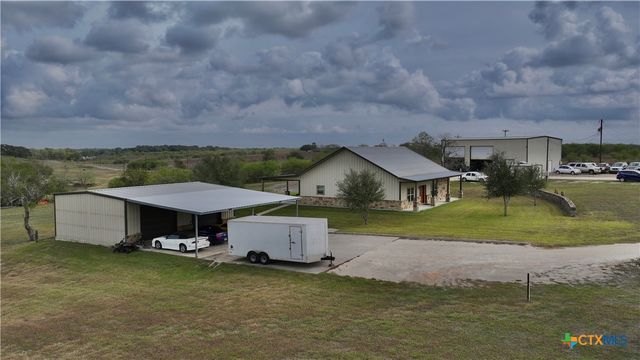 27 Stehle Road, Victoria, TX 77905