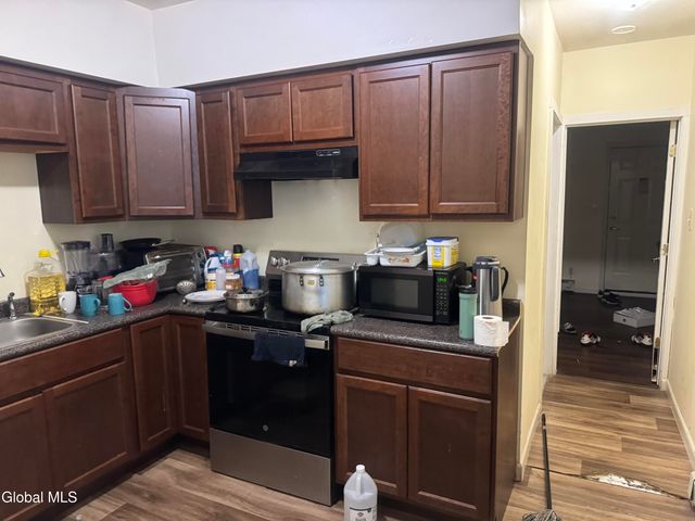 144 Broad Street, Albany, NY 12202
