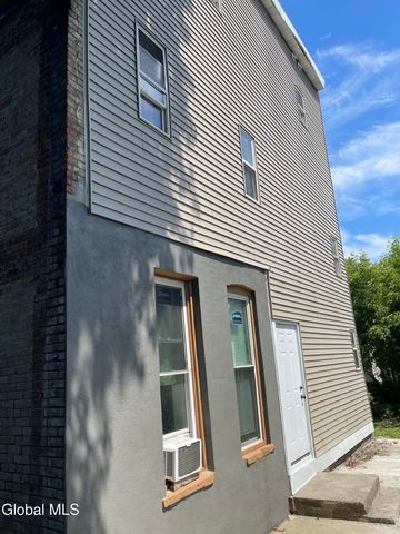 144 Broad Street, Albany, NY 12202