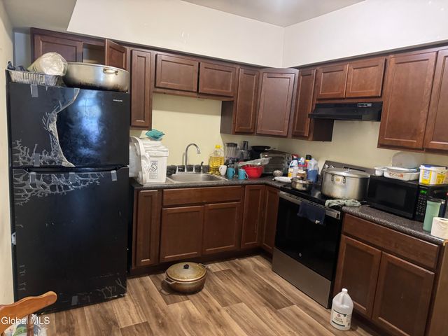 144 Broad Street, Albany, NY 12202