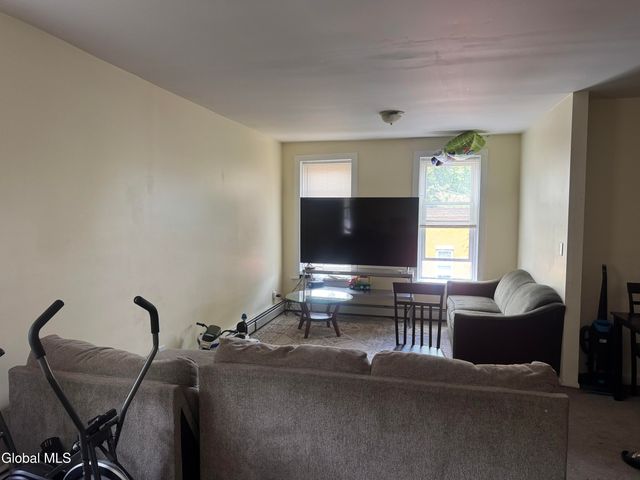 144 Broad Street, Albany, NY 12202