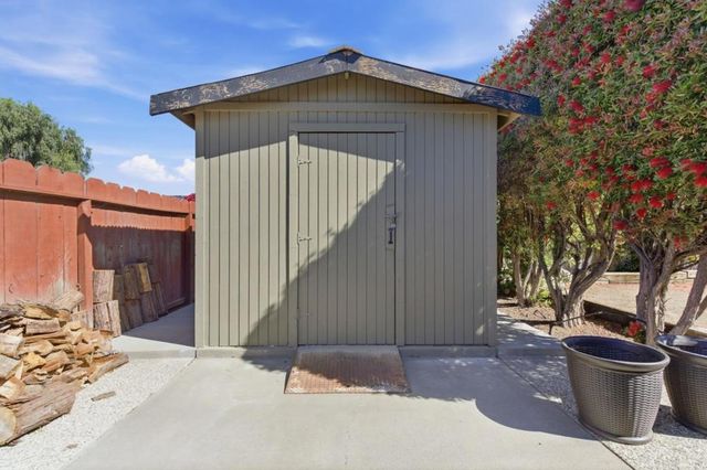 1660 Monte Vista Drive, Hollister, CA 95023