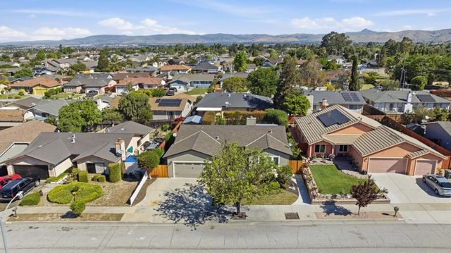 1660 Monte Vista Drive, Hollister, CA 95023