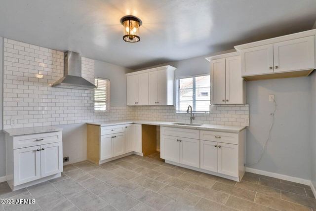 345 W Windsor Avenue, Phoenix, AZ 85003