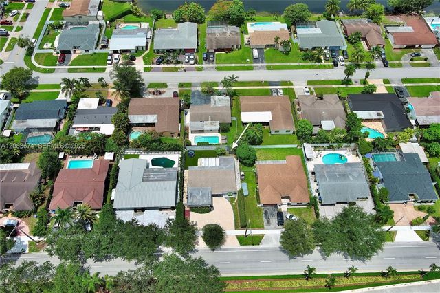 1150 N Douglas Road, Pembroke Pines, FL 33024