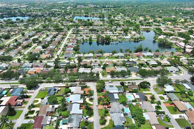 1150 N Douglas Road, Pembroke Pines, FL 33024