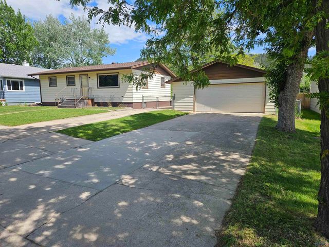 1957 WILLIAMS ST, Sturgis, SD 57785