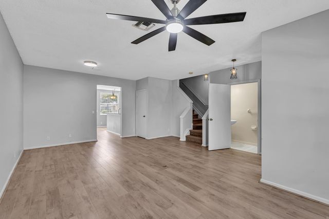 10881 Sea Hibiscus Lane, Tamarac, FL 33321