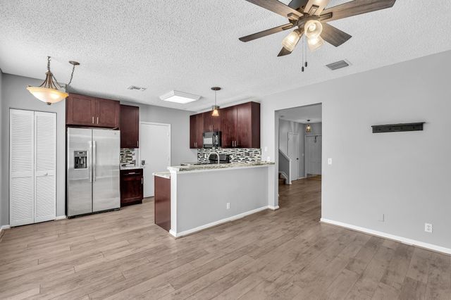 10881 Sea Hibiscus Lane, Tamarac, FL 33321