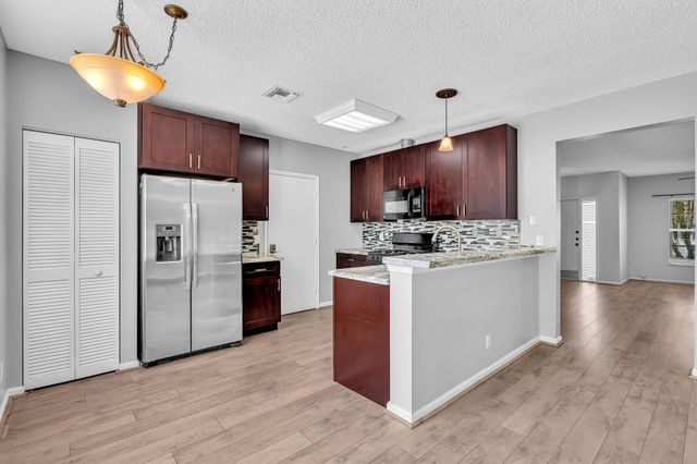 10881 Sea Hibiscus Lane, Tamarac, FL 33321