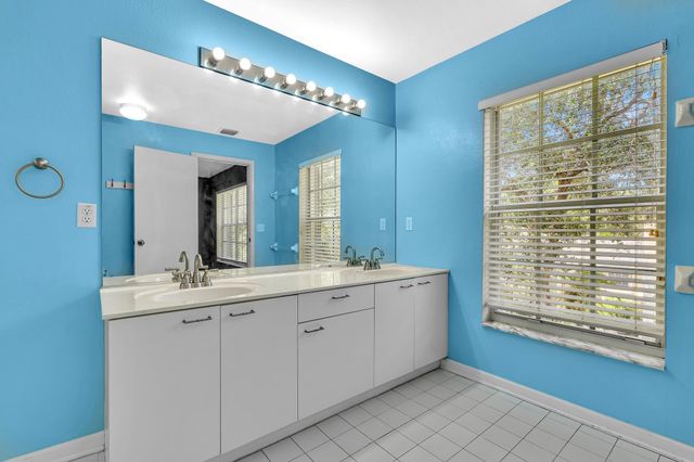 10881 Sea Hibiscus Lane, Tamarac, FL 33321