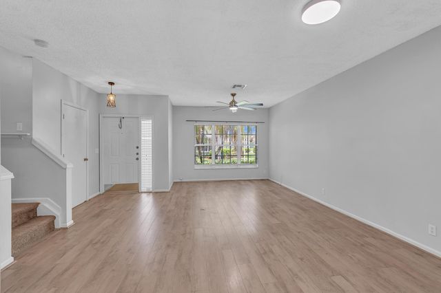 10881 Sea Hibiscus Lane, Tamarac, FL 33321