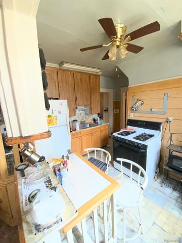 18924 Orleans Street, Detroit, MI 48203