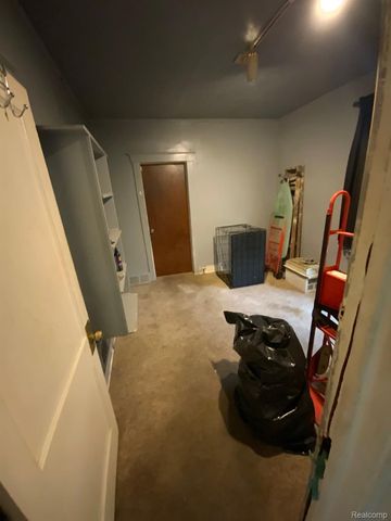18924 Orleans Street, Detroit, MI 48203