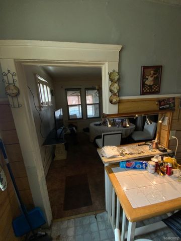 18924 Orleans Street, Detroit, MI 48203