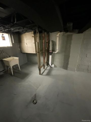 18924 Orleans Street, Detroit, MI 48203