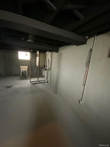 18924 Orleans Street, Detroit, MI 48203