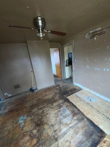 18924 Orleans Street, Detroit, MI 48203