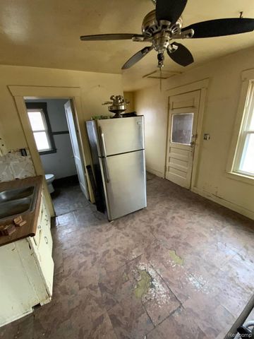 18924 Orleans Street, Detroit, MI 48203