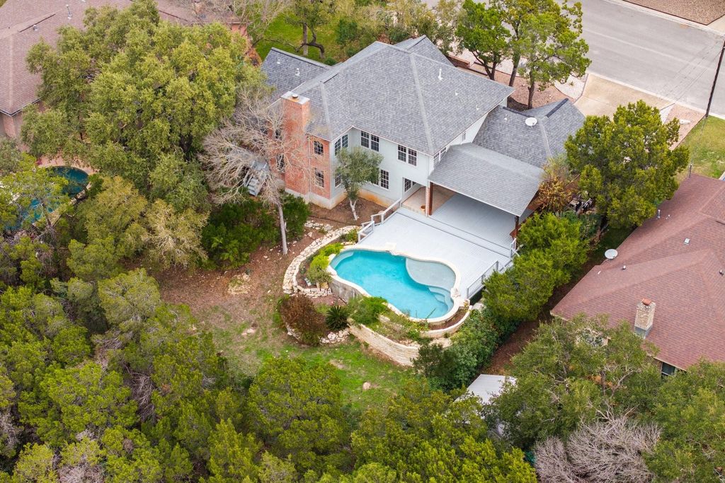 857 Mission Hills DR, New Braunfels, TX 78130