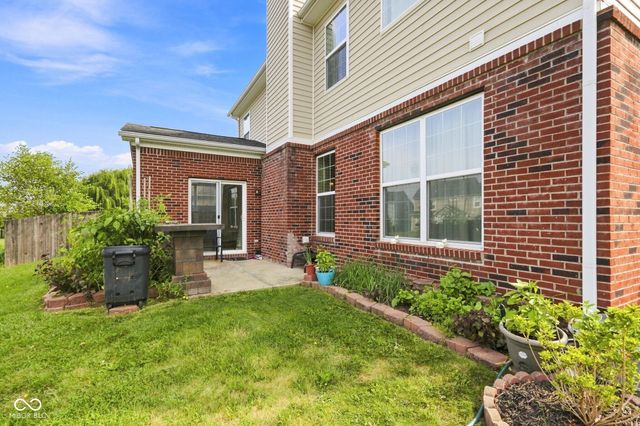8744 N Aspen Way, Mccordsville, IN 46055