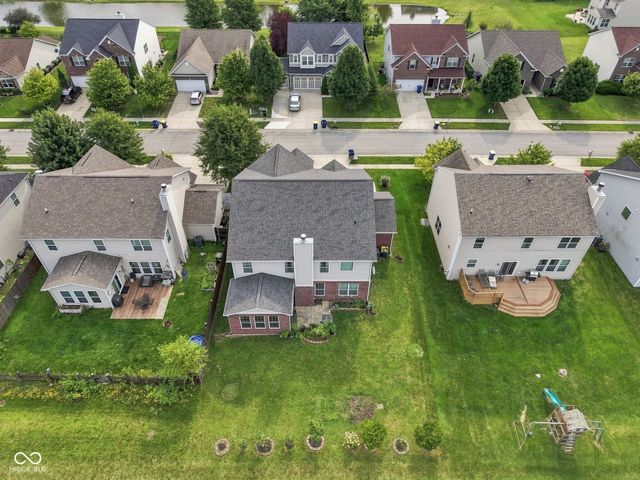 8744 N Aspen Way, Mccordsville, IN 46055