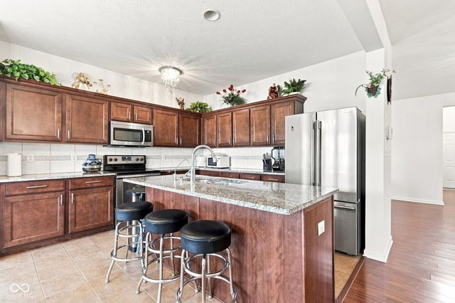 8744 N Aspen Way, Mccordsville, IN 46055