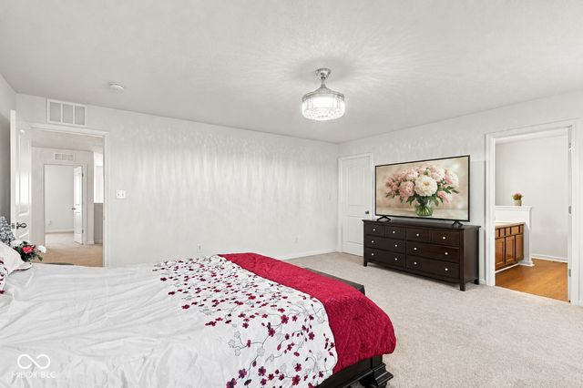 8744 N Aspen Way, Mccordsville, IN 46055