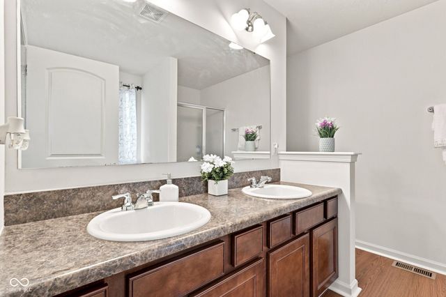 8744 N Aspen Way, Mccordsville, IN 46055