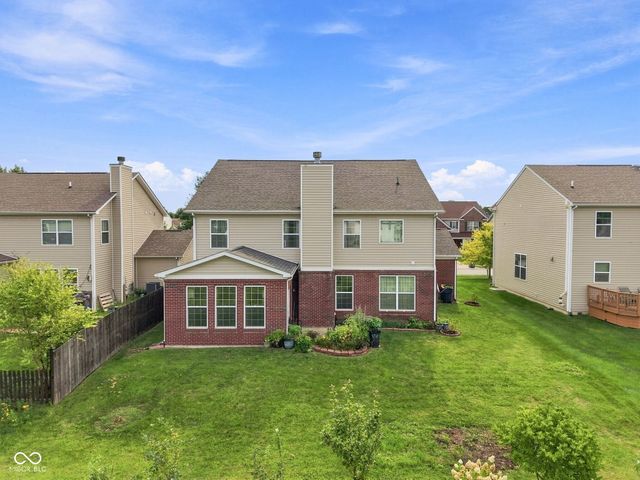 8744 N Aspen Way, Mccordsville, IN 46055