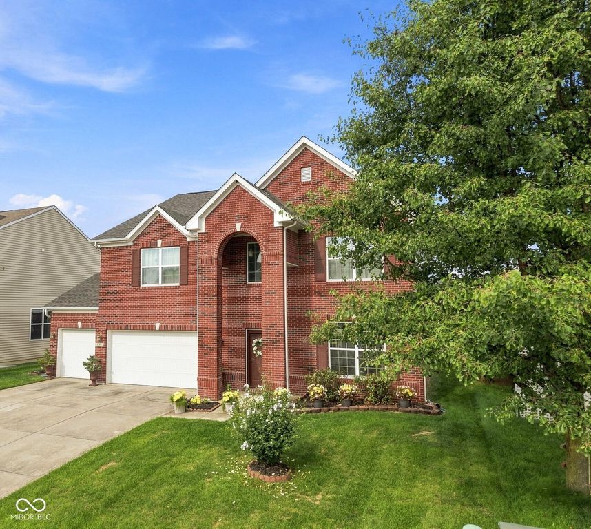 8744 N Aspen Way, Mccordsville, IN 46055