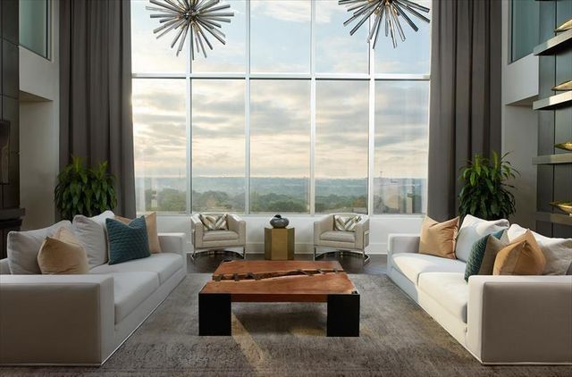 855 Peachtree NE Street 2914, Atlanta, GA 30308