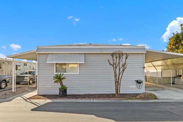 1600 E Vista 23, Vista, CA 92084