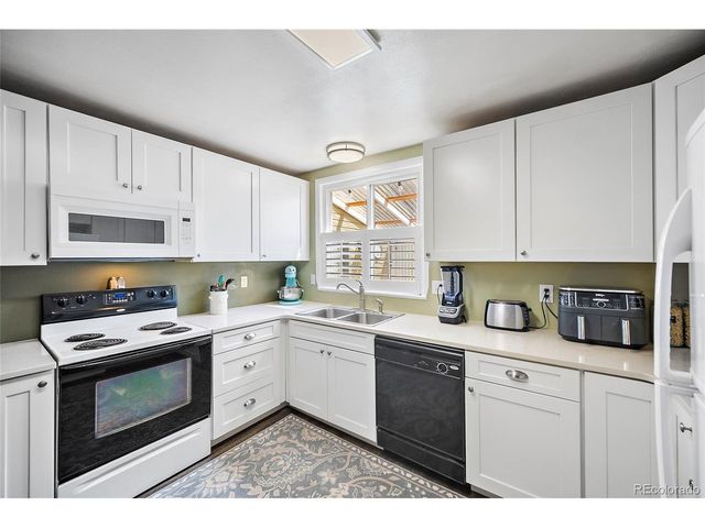 8471 Wild Alfalfa Pl, Parker, CO 80134