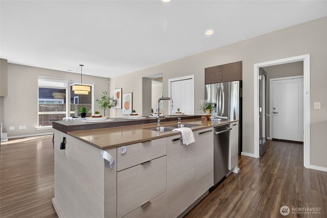 16913 37th Drive SE, Bothell, WA 98012