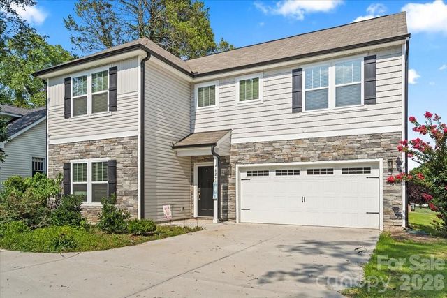 4627 Shattalon Drive, Winston Salem, NC 27106