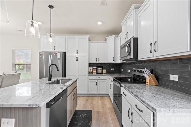 4627 Shattalon Drive, Winston Salem, NC 27106