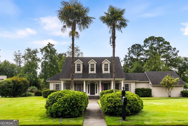 113 Pine Lakes Avenue, Savannah, GA 31405
