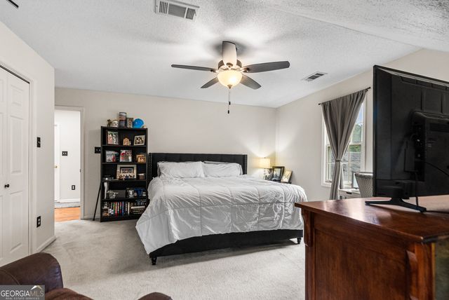 113 Pine Lakes Avenue, Savannah, GA 31405