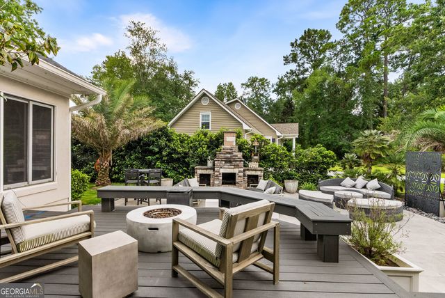 113 Pine Lakes Avenue, Savannah, GA 31405