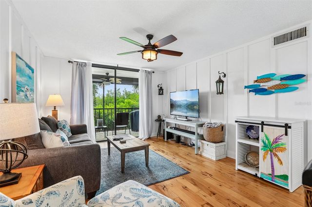1332 PASADENA AVENUE S 207, South Pasadena, FL 33707