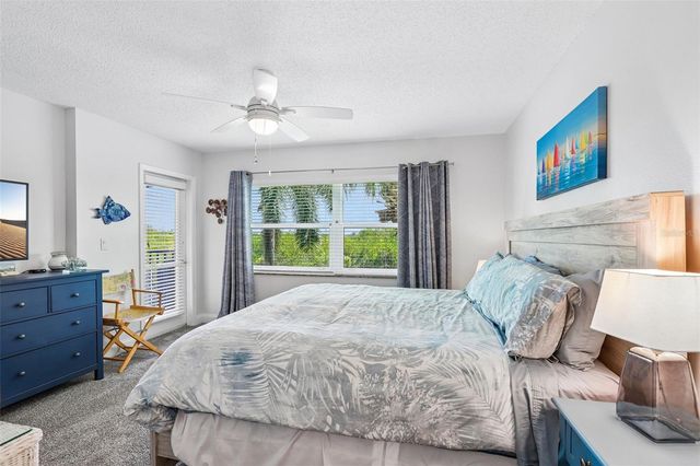 1332 PASADENA AVENUE S 207, South Pasadena, FL 33707