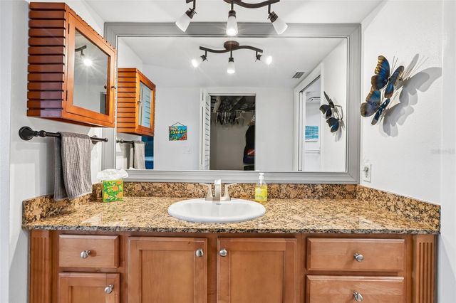 1332 PASADENA AVENUE S 207, South Pasadena, FL 33707