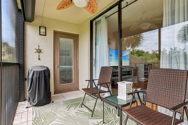 1332 PASADENA AVENUE S 207, South Pasadena, FL 33707