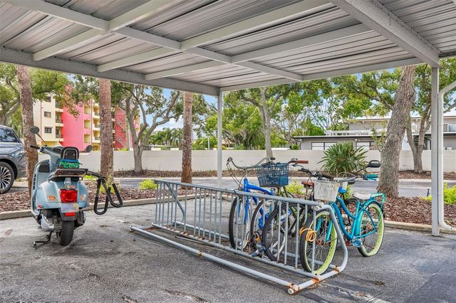 1332 PASADENA AVENUE S 207, South Pasadena, FL 33707