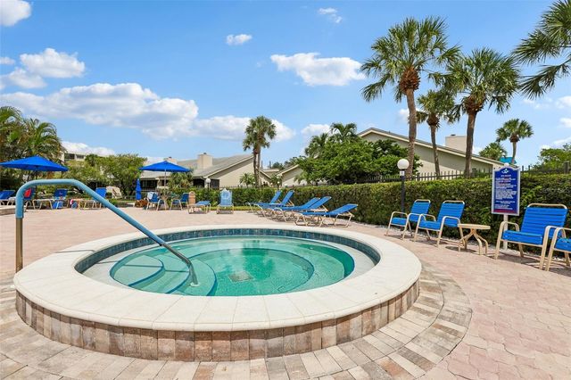 1332 PASADENA AVENUE S 207, South Pasadena, FL 33707