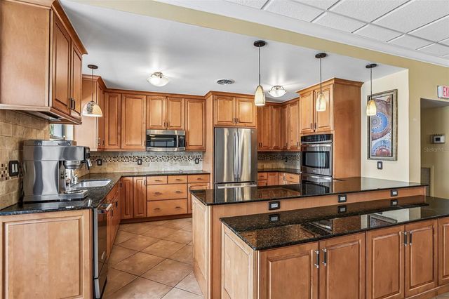 1332 PASADENA AVENUE S 207, South Pasadena, FL 33707