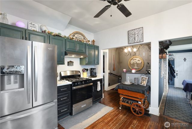 6020 S Lawrence Street, Tacoma, WA 98409
